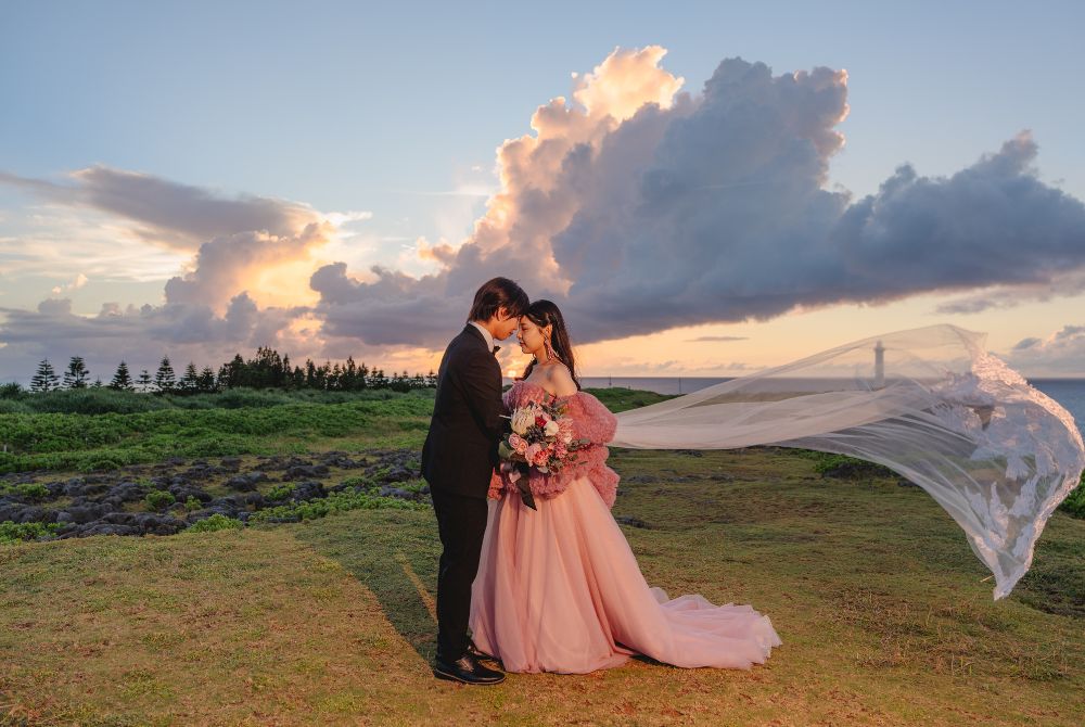 イサムモリタのピンクドレスを着てベール撮影_残波岬